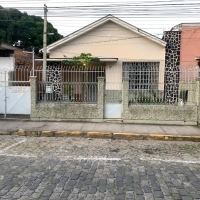 Aluguel de Casa em Centro em Valença-RJ