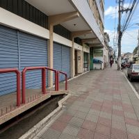 Ponto comercial para alugar em Valença em Centro