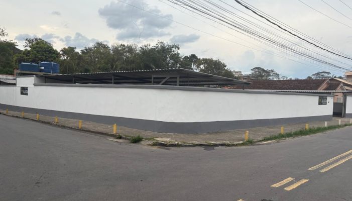 Ponto comercial para alugar  em Valença no Torres Homem