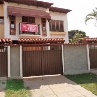 Venda de Casa em Fatima em Valença-RJ