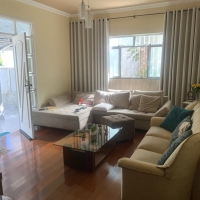 Venda de Casa em Laranjeiras em Valença-RJ