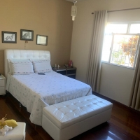 Venda de Casa em Laranjeiras em Valença-RJ