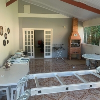 Venda de Casa em Laranjeiras em Valença-RJ