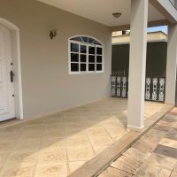 Casa a venda em Valença em S.J. Palmeiras
