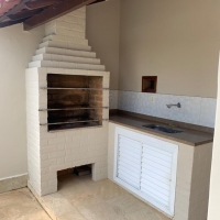 Casa a venda em Valença em S.J. Palmeiras