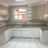 Casa a venda em Valença em S.J. Palmeiras