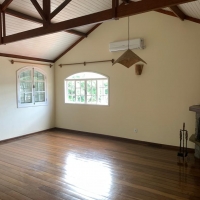 Venda de Casa em S.J. Palmeiras em Valença-RJ